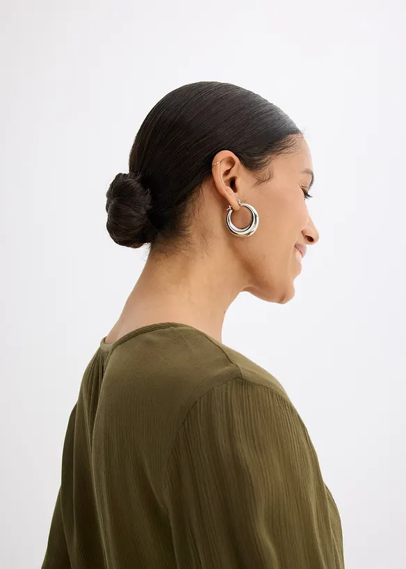 Blus med broderi, bonprix