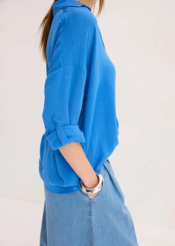 Blus i lätt kräppat material, bonprix
