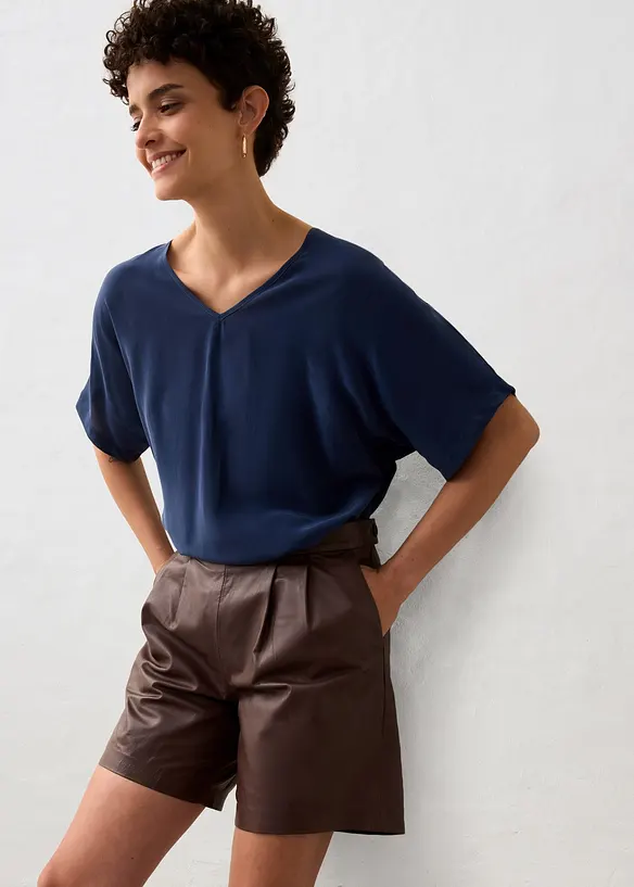 Skinnshorts av lammnappa, bonprix