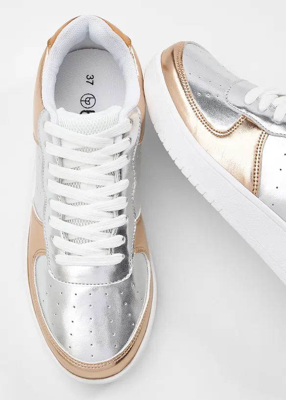 Sneakers med platåsula, bonprix