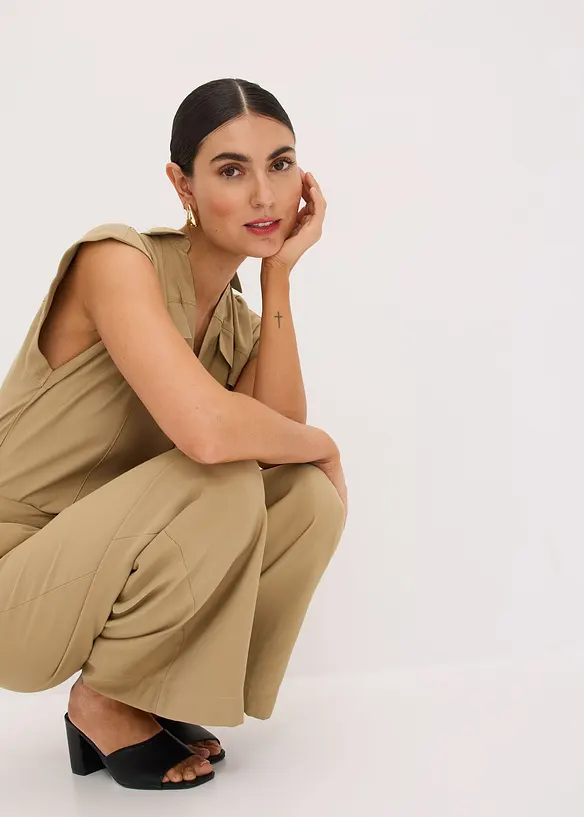 Jumpsuit av viskos med knytskärp, bonprix
