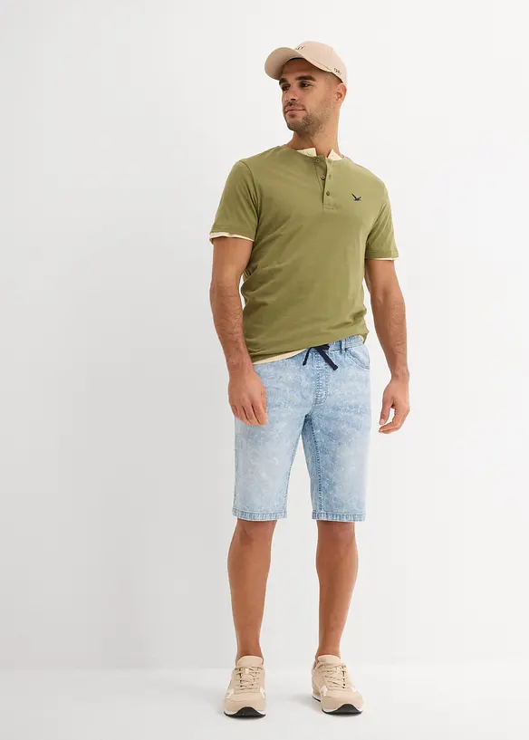 Dra på-bermudas i tunn denim, Slim Fit, bonprix