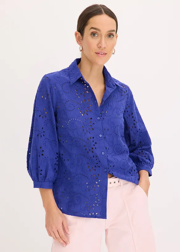 Blus med hålbroderi, bonprix