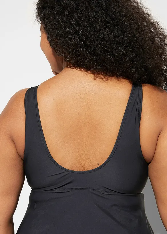 V-ringad baddr&auml;ktskl&auml;nning med medelh&ouml;g formande effekt, bonprix