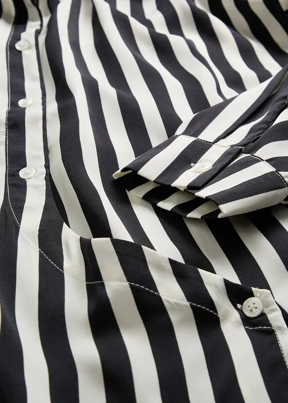 Skjortblus i följsam satin, bonprix