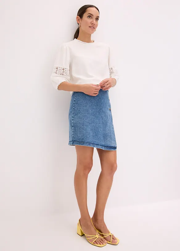 Kortärmad blus med linneandel, bonprix