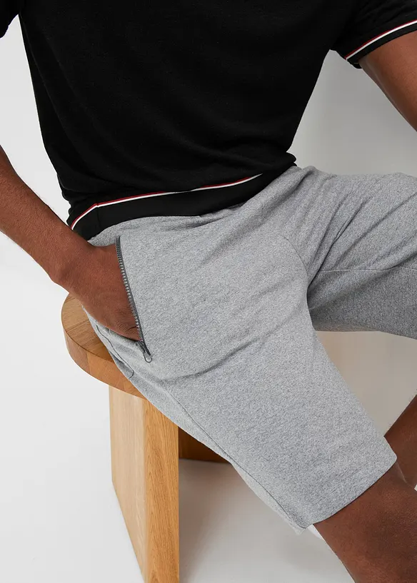 Trikåbermudas med fickor med dragkedja, bonprix