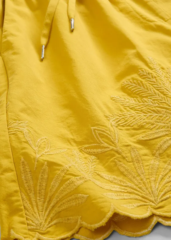 Shorts med sidenandel, bonprix
