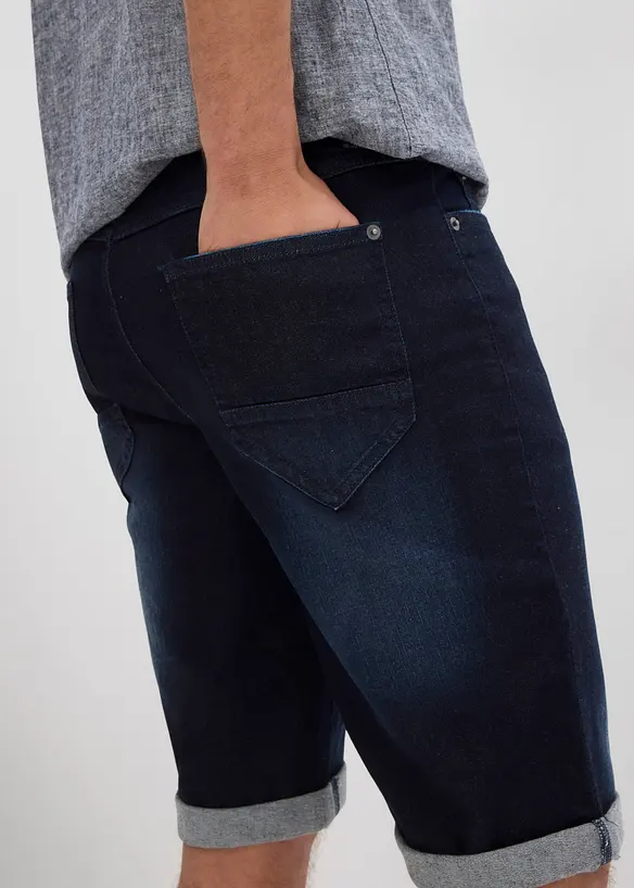 Stretchiga jeansbermudas med uppvikta benslut, Regular Fit, bonprix