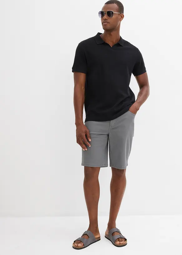 Stretchiga shorts, Classic FIt, bonprix