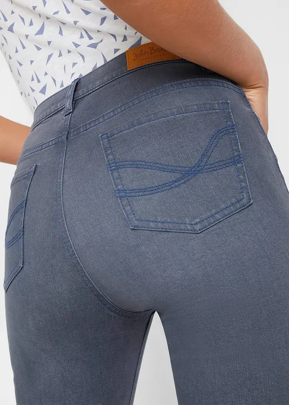 Stretchiga caprijeans, bonprix