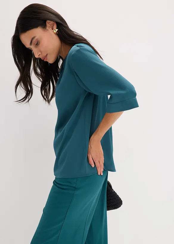 Blustopp i glansig satin, bonprix