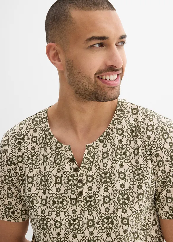 T-shirt med kort knappslå, av ren bomull, bonprix