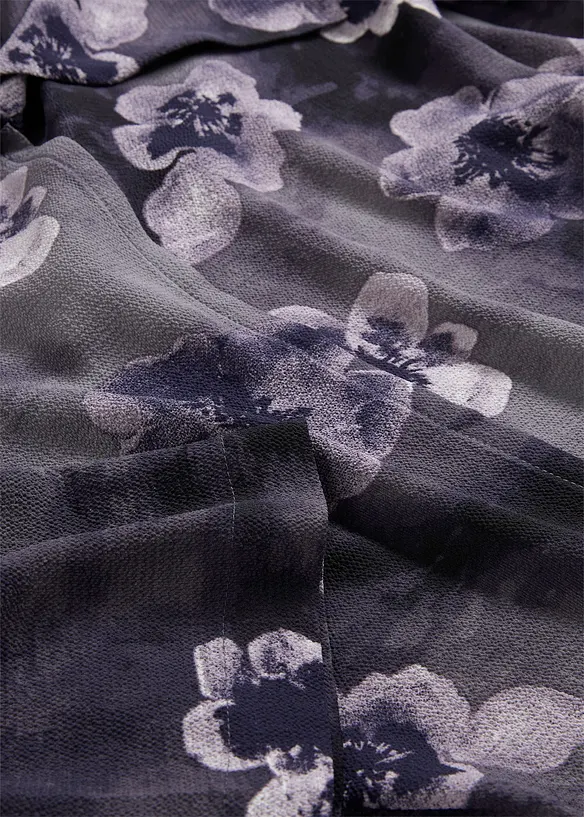Blus i kräppat material med struktur, bonprix