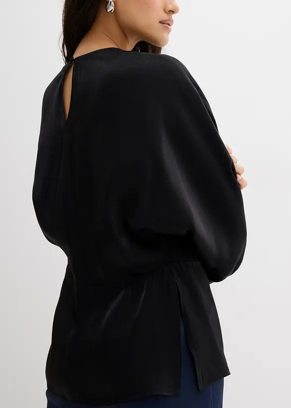 L&auml;tt glansig blus av viskosmix, bonprix