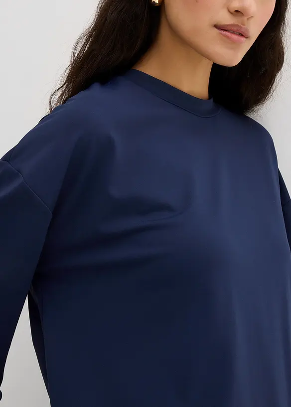 Lång topp i mjukt böljande material, bonprix