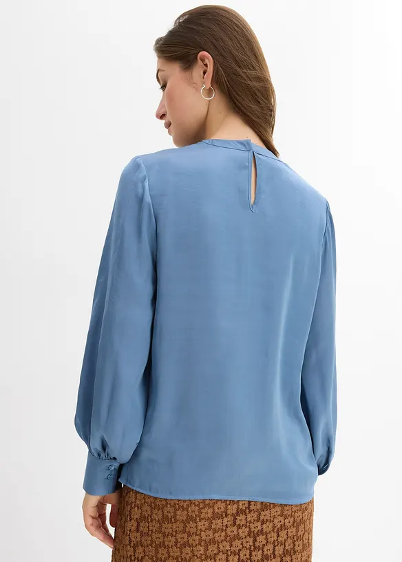 Blus i följsam satin, bonprix