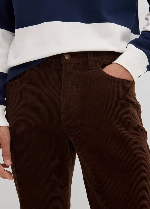 Stretchig manchesterbyxa med bekvämt snitt, Slim Fit, bonprix