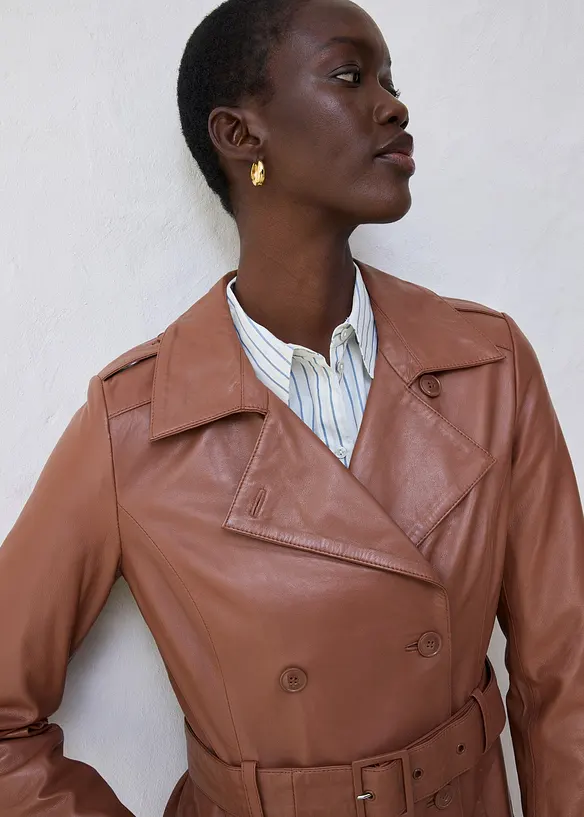 Trenchcoat av lammnappa, bonprix