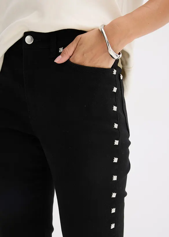 Twillbyxa med nitar, bonprix