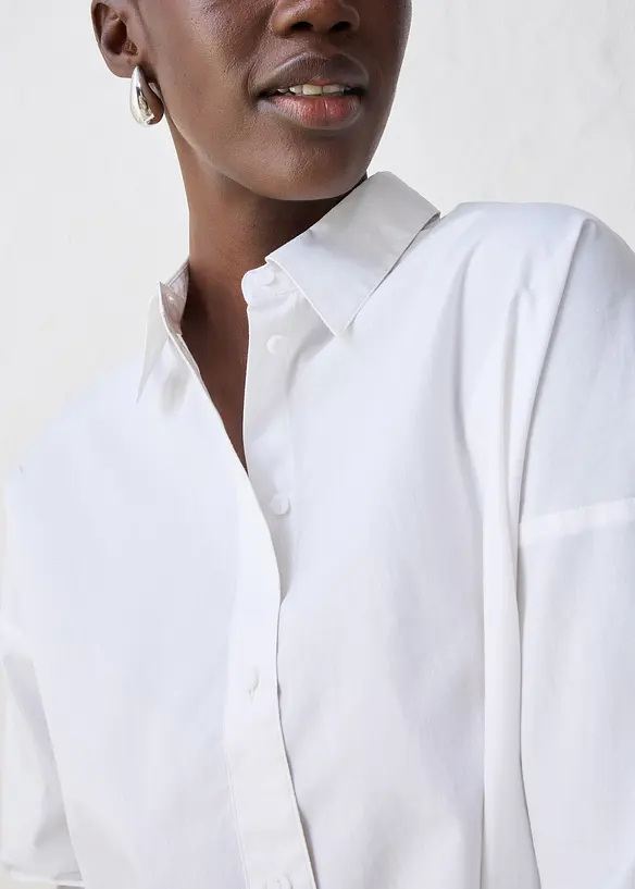 Skjortblus i oversizemodell med siden, bonprix