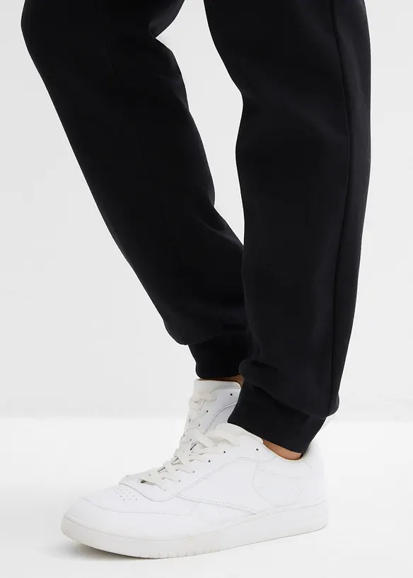 Joggingbyxa med återvunnen polyester, bonprix