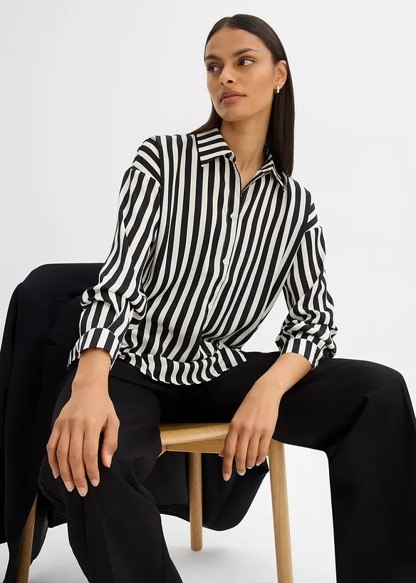 Skjortblus i följsam satin, bonprix