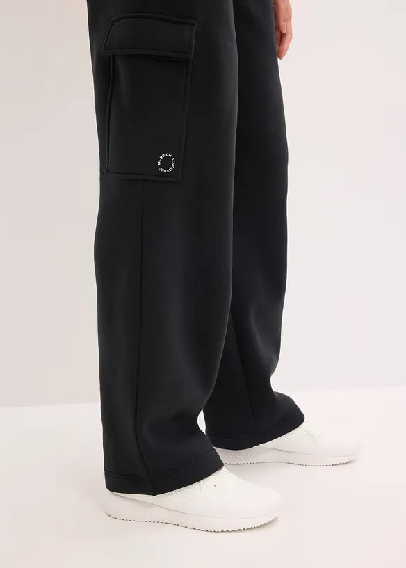 Fodrad joggerbyxa med vida ben, snabbtorkande, bonprix