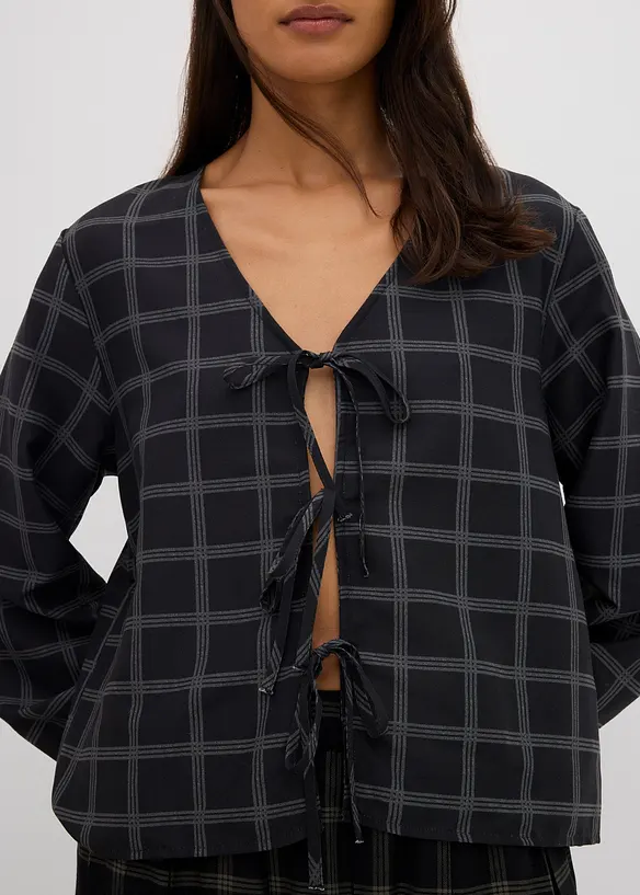 Oversized blus av mjuk viskos, bonprix