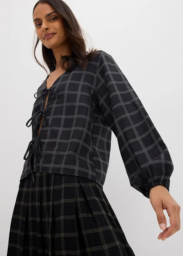 Oversized blus av mjuk viskos, bonprix