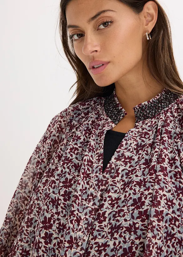 Mönstrad chiffongblus med broderi, bonprix