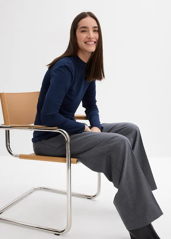 Ribbstickad topp med rynk, bonprix