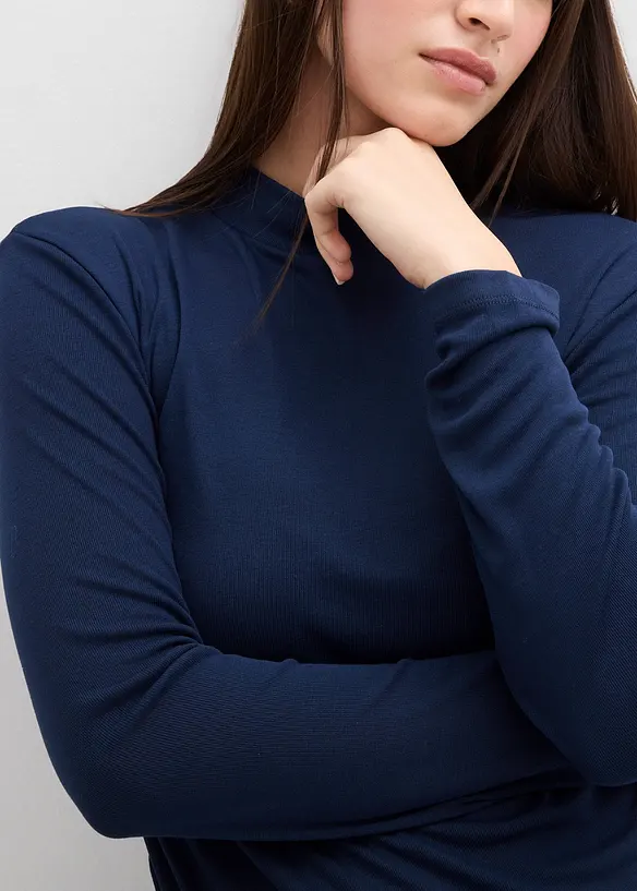 Ribbstickad topp med rynk, bonprix