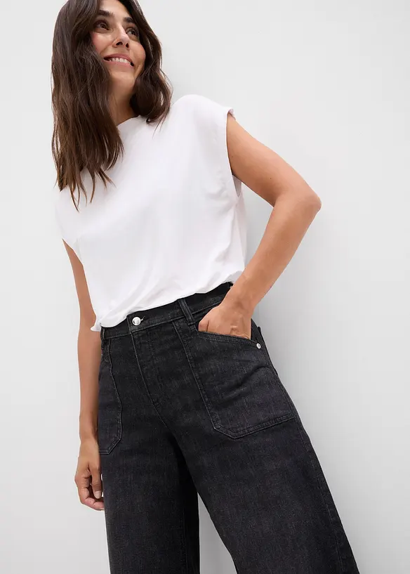 Wide Leg Jeans Mid Waist, med påsydda fickor, bonprix