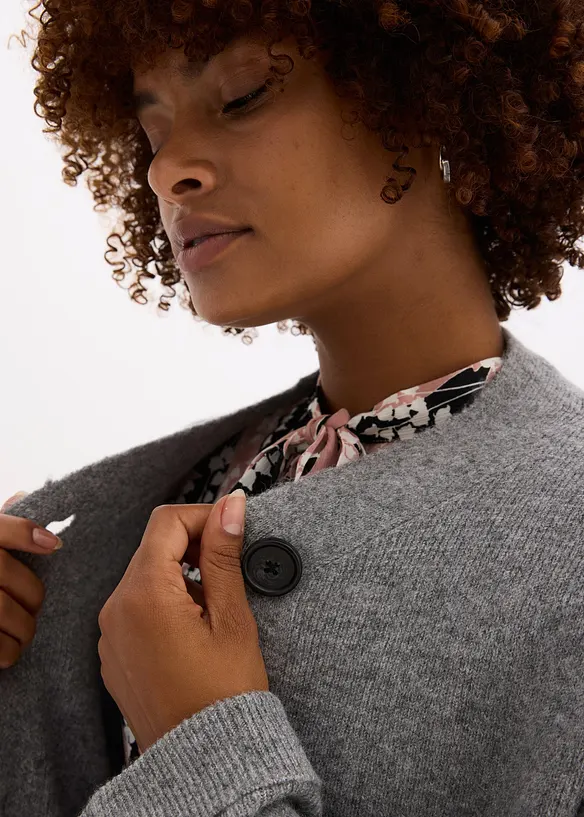 Kort stickad cardigan med skärp, bonprix