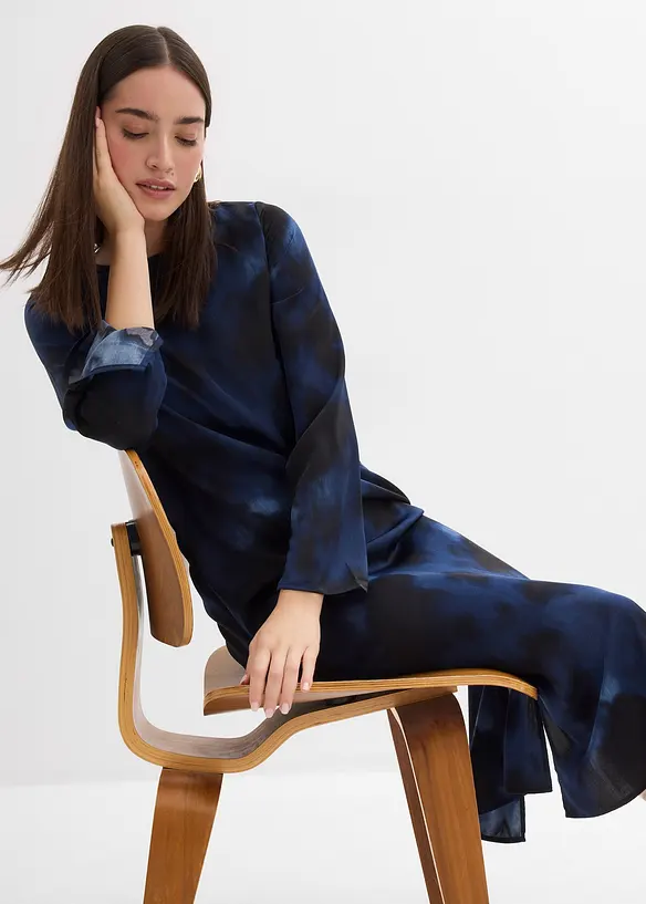 Midiklänning av satin, bonprix