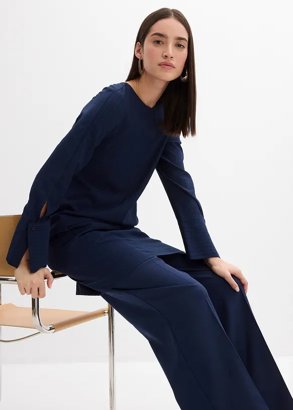 Miniklänning av strukturmaterial, bonprix