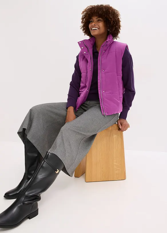 Quiltad väst med mjuk glans, bonprix