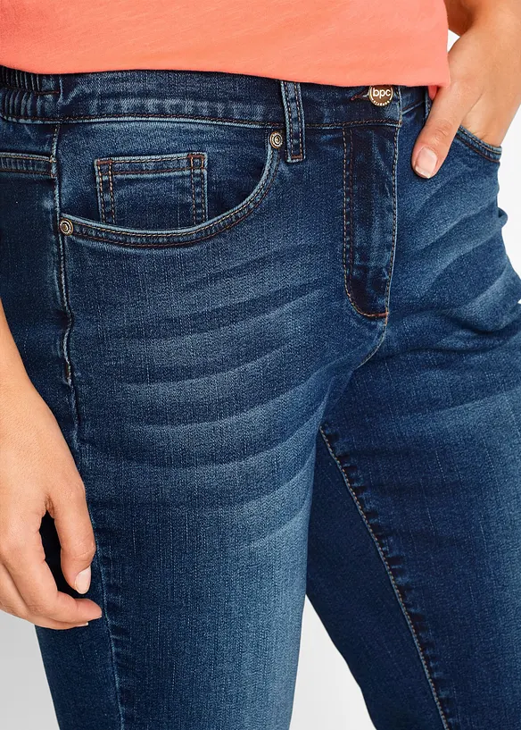 Jeansbermudas Mid Waist, med bekväm midja, bonprix