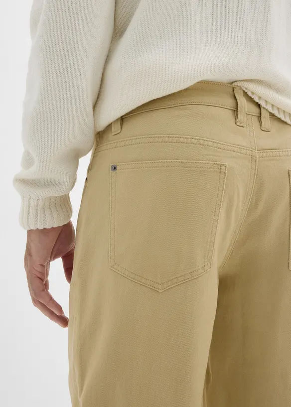 Twillbyxa i Relaxed Fit med skön midja, Straight, bonprix
