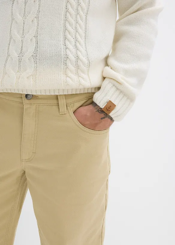 Twillbyxa i Relaxed Fit med skön midja, Straight, bonprix