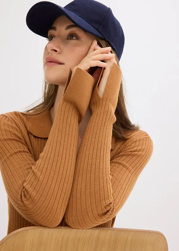 Stickad klänning av mjuk viskosmix, bonprix