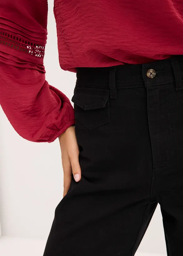 Twillbyxa med hög midja och påsydda fickor, bonprix