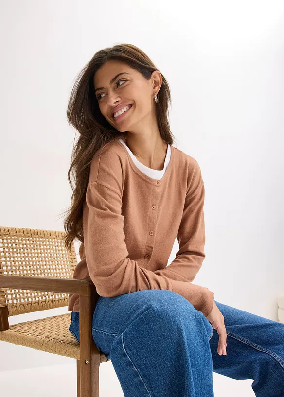 Finstickad cardigan av viskos med mjukt fall, bonprix