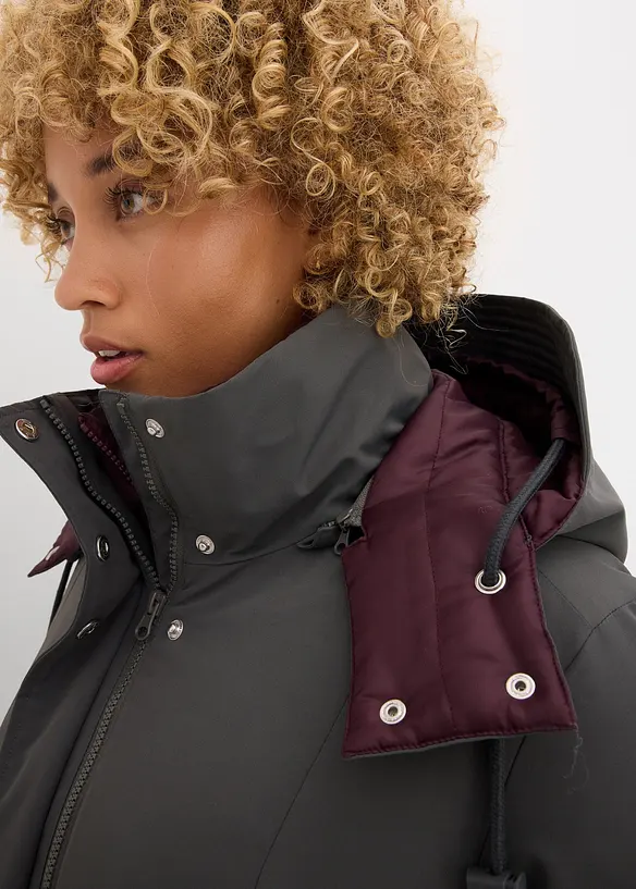 Vattenavvisande funktionsjacka med 2-i-1-look, bonprix