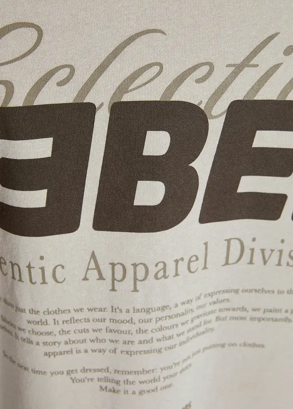 Sweatshirt med tryck på ryggen från JJ REBEL, J&J Rebel