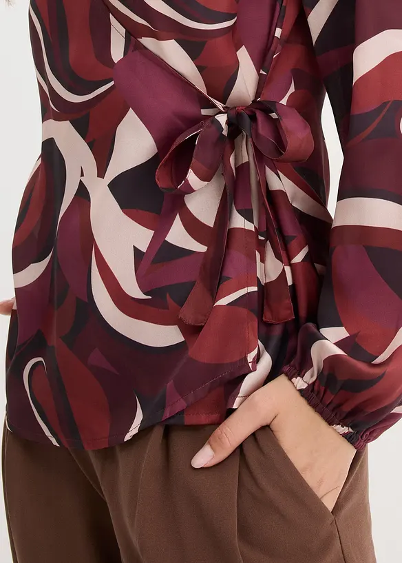 Omlottblus av mjuk satin, bonprix