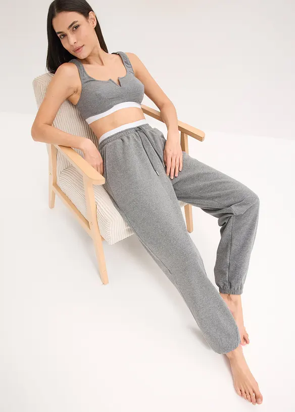 Sweatbyxa med sidfickor, bonprix