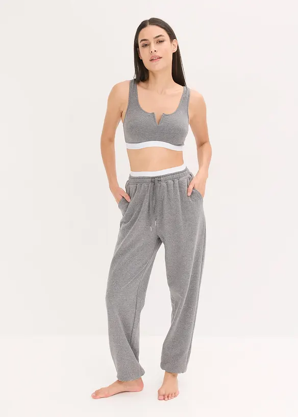 Sweatbyxa med sidfickor, bonprix