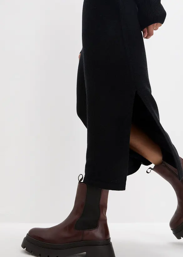 Stickad klänning i merinoull, bonprix